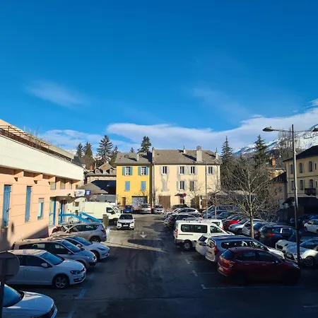 Le Grand Ξενοδοχείο 2*